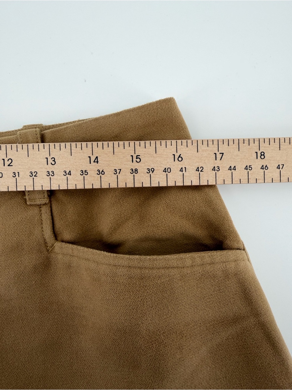 Crazy Horse Liz Claiborne Camel Colored Soft Lined Pencil Skirt Size 14 - Picture 4 of 7